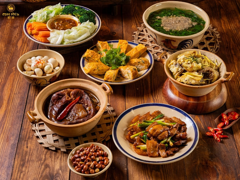 ăn trưa Ninh Bình
